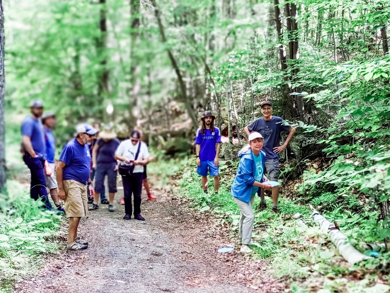 group of disc golf players at Garnet Hill Lodge